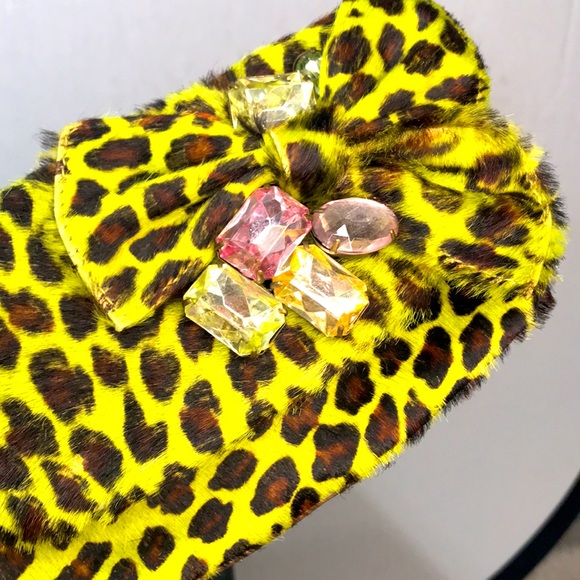 Betsey Johnson 2007 Rare Purse: Green Leopard print with bow and jewels. - Picture 5 of 5